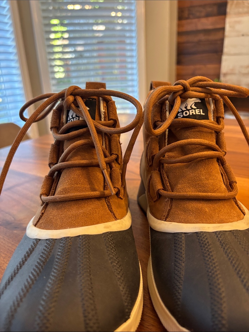 SOREL Out 'N About III Tan Black Classic boots Women’s Size 10 - Picture 3 of 10